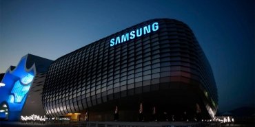 samsungun-katlanabilir-telefon-dunyasinda-yapacagi-surpriz-gelecegin-tasarimi-W4SwOAfL.jpg