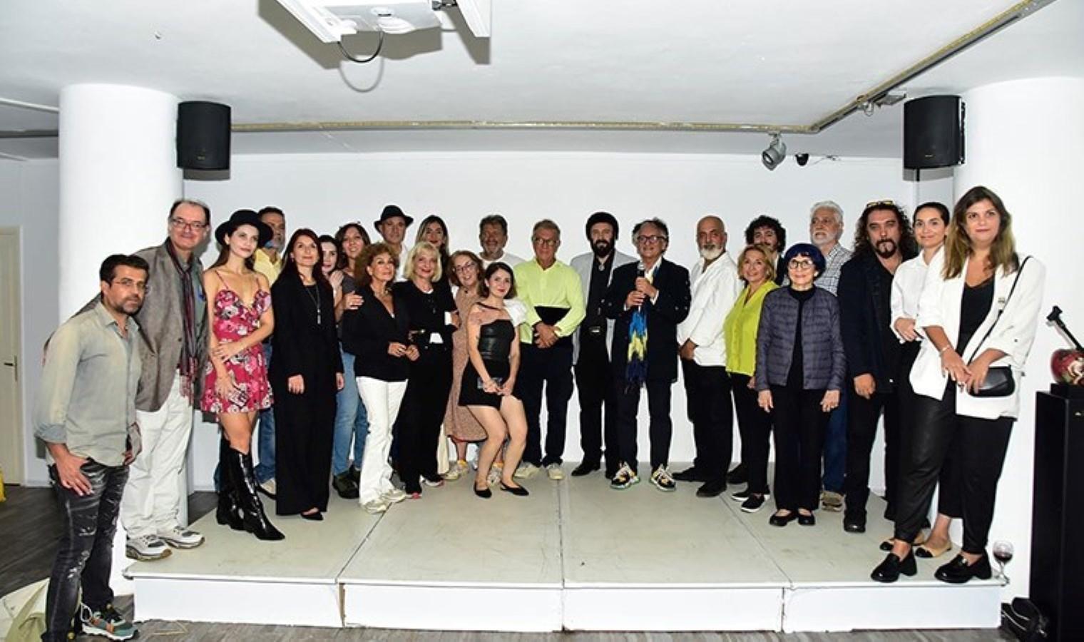 sanatin-yuceligine-bir-vefa-gazetemizin-sanat-odulu-ile-tanisin-VEbI87jJ.jpg
