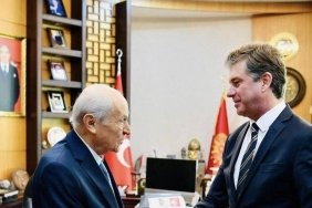 tan-sagturkten-bahceliye-ziyaret-sanata-olan-duyarliligi-kultur-hayatina-buyuk-deger-katmakta-t9VKRHKl.jpg