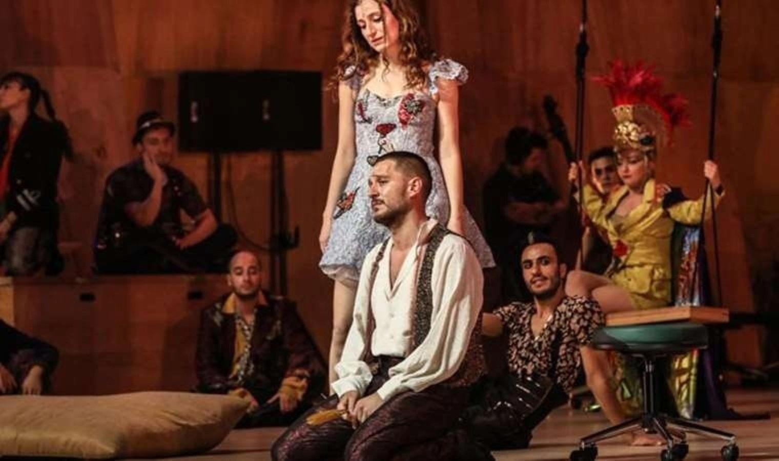uraz-kaygilaroglunun-yildizlastigi-asik-shakespeare-biletler-artik-satista-jGkTcKmW.jpg