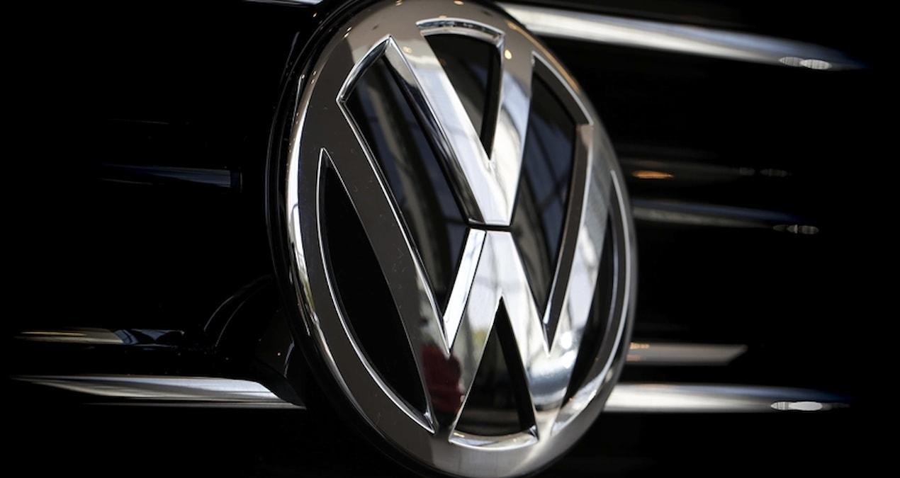 volkswagen-fabrikalarini-kapatiyor-calisanlarin-gelecegi-tehlikede-TVCh7cH8.jpg