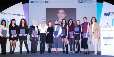 31-sakip-sabanci-sanat-odulleri-sanatin-ihtisamli-yuzu-sHfcr3R9.jpg