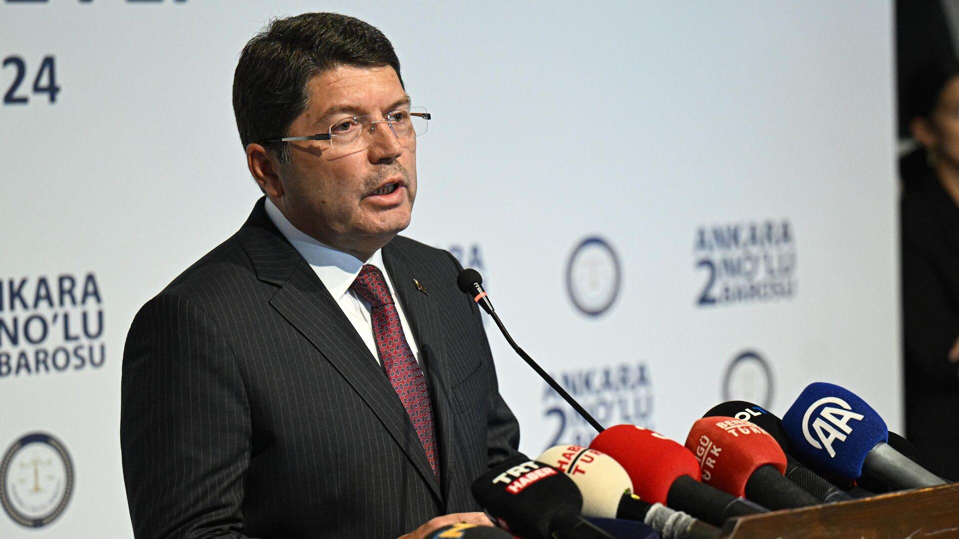 adalet-bakani-tunc-cezaevlerini-adeta-egitim-yuvasi-haline-getirmenin-gayreti-icindeyiz-MKtBPGiM.jpg