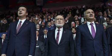 ahmet-hakan-saadet-kongresinde-utanmaz-slogani-atanlarin-vicdani-yok-DxUQJMwj.jpg