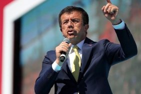 ak-partili-zeybekci-ahmet-ozerin-gorevden-uzaklastirilmasini-degerlendirdi-niye-ciyak-ciyak-bagiriyorsunuz-lwnwq7pO.jpg