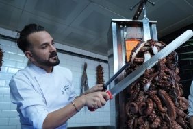 ankarada-ahtapot-doner-cok-guzel-tepkiler-aldik-XfdtfYQc.jpg
