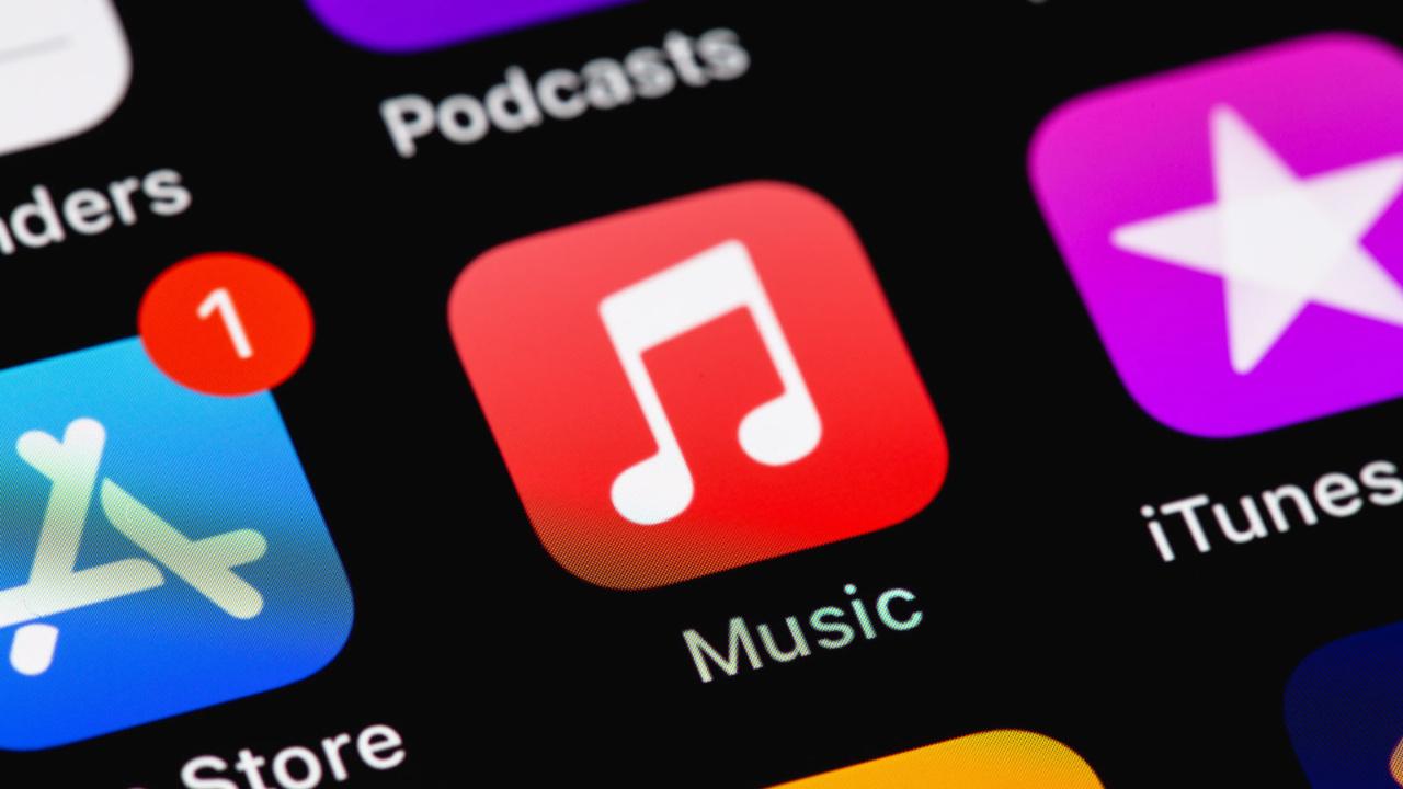 apple-music-2024un-yildizini-acikladi-muzik-dunyasinda-sira-disi-bir-isim-UvTjwSne.jpg