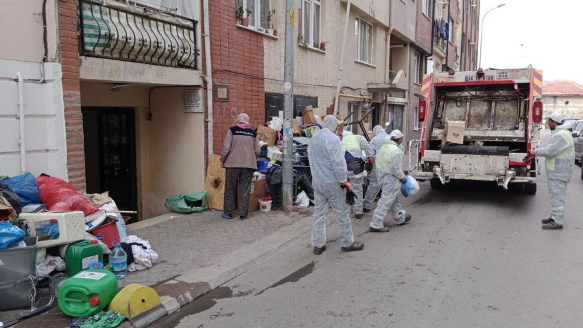 belediye-ekipleri-bile-sasirdi-eskisehirde-cop-evden-248-ton-cop-cikti-diBwNLqg.jpg