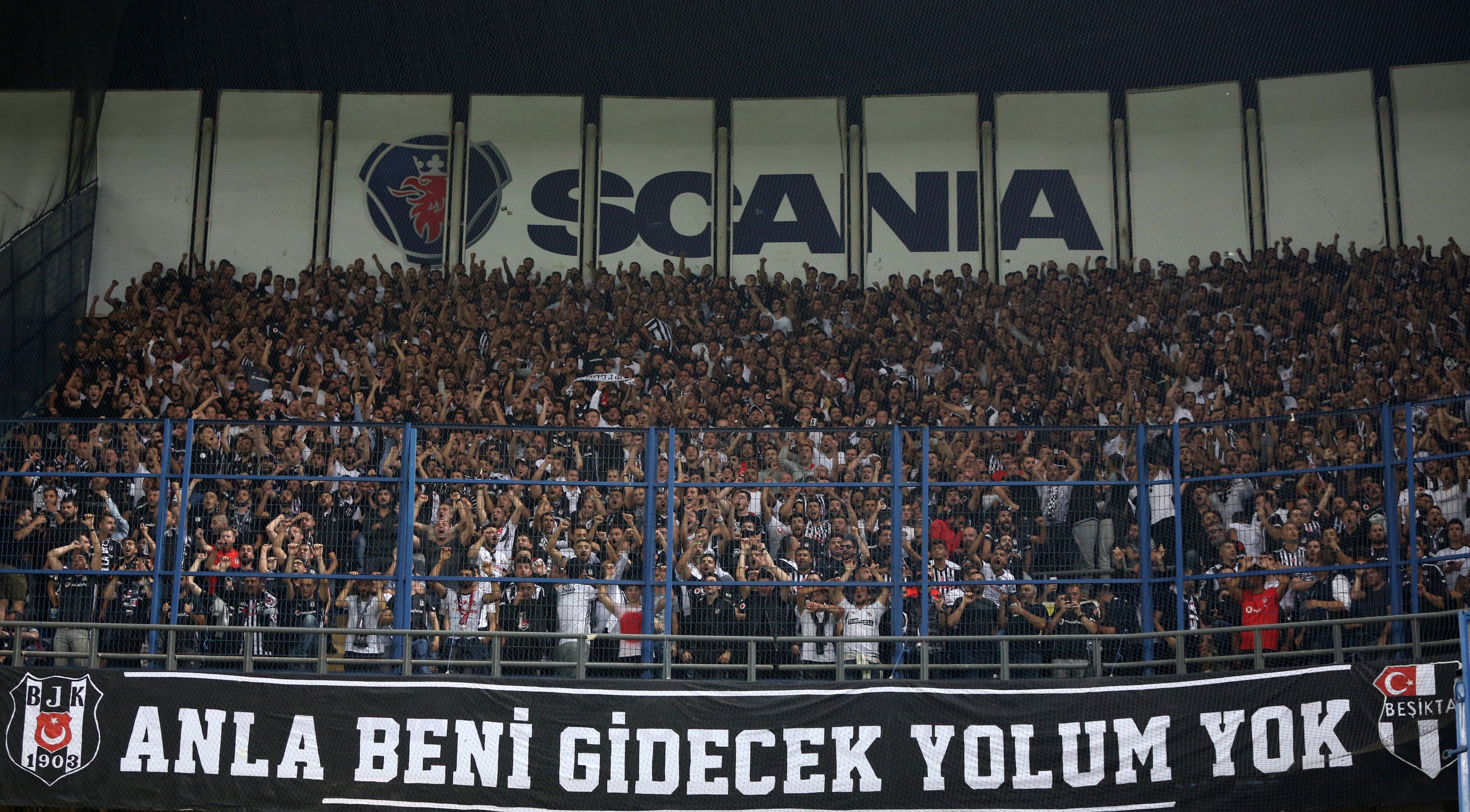 Beşiktaş Galibiyete Hasret: Taraftarların İsyanı! 