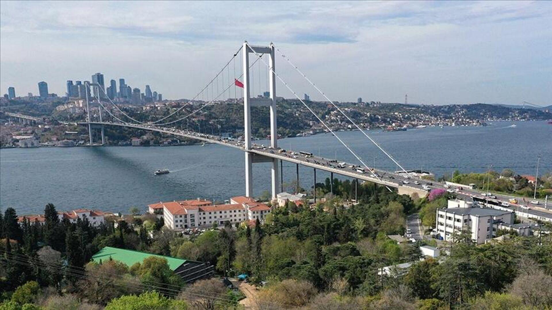bogazin-kirmizi-yalisi-32-milyon-dolara-satildi-ixQV8bhR.jpg