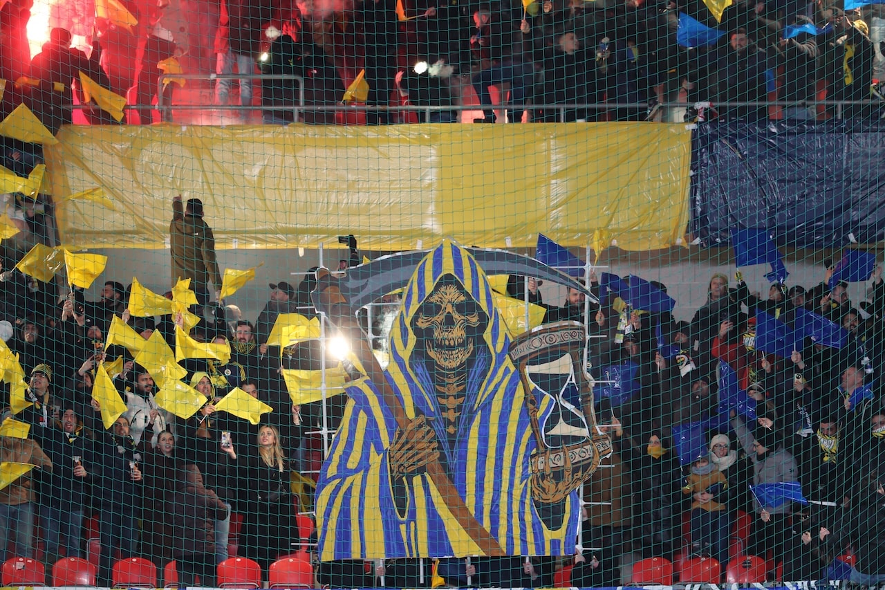 Fenerbahçe, Slavia Prag'ı 2-1 Yenerek Önemli Bir Galibiyet Aldı