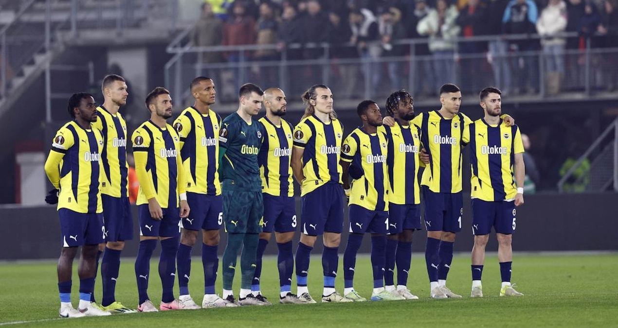 fenerbahcenin-elinde-ulke-futbolunun-gelecegi-B39MBW14.jpg
