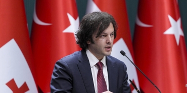 gurcistandan-avrupa-birligine-rest-katilim-muzakereleri-2028-yilina-kadar-askiya-alindi-4xnSm9zP.jpg