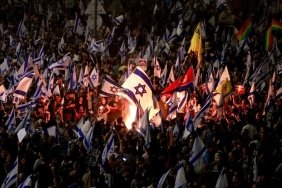 israilde-buyuk-bir-kaos-vatandaslar-sokaklara-indi-mlSgNOJH.jpg