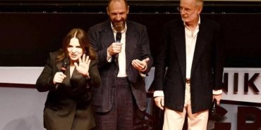 juliette-binoche-ralph-fiennes-ve-matt-dillona-altin-iskender-onur-odulu-sinemanin-zirvesinde-bir-kutlama-gPdYVRth.jpg