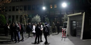 kadikoy-belediyesi-iscilerinin-aldigi-grev-karari-bir-dakika-surdu-AmrT3UJO.jpg
