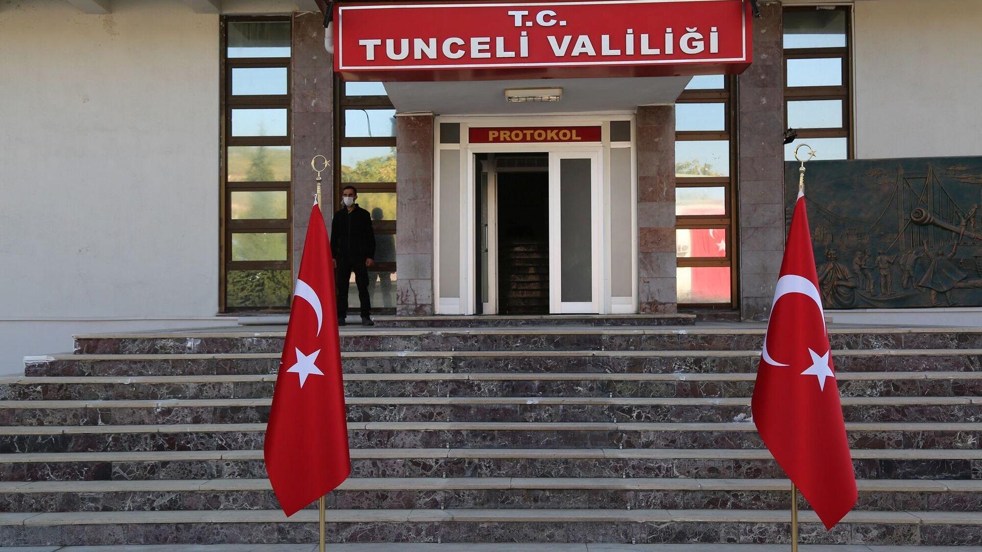 kayyum-atanmisti-tuncelinin-sosyal-medya-hesabi-ismi-degistirildi-SJkBP6BF.jpg