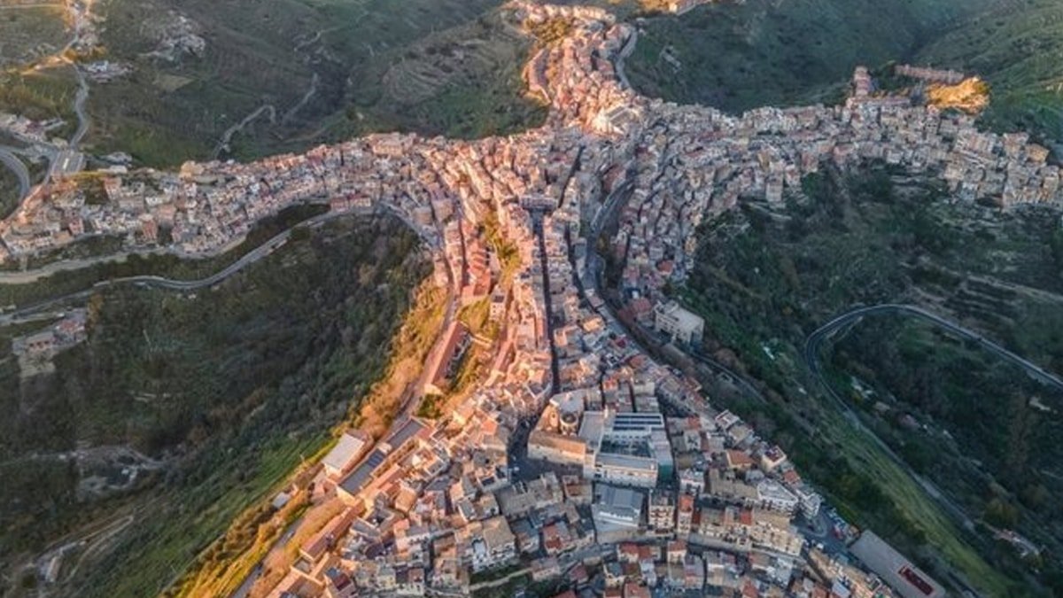 Yılbaşı İçin Farklı Bir Tatil: Centuripe