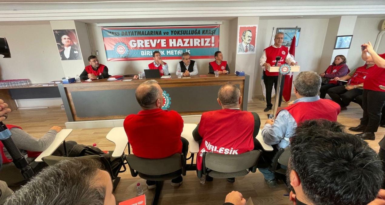 metal-iscileri-grev-karari-aldi-sozlesme-gorusmeleri-tikandi-4JD8nxi5.jpg