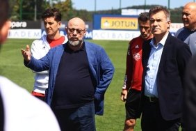 mete-vardar-disiplinsizlik-nedeniyle-disipline-sevk-edildi-bLB7rC65.jpg