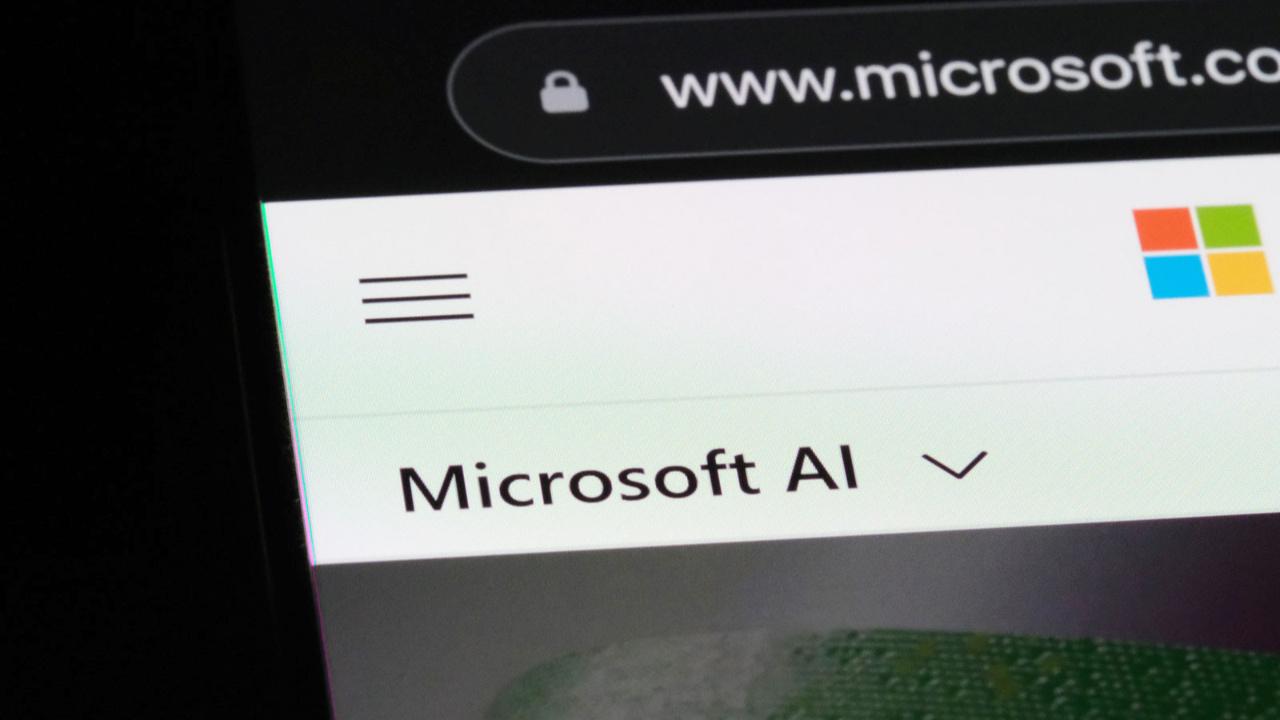 microsoftun-apple-zekasiyla-dostluga-ilk-adimi-D4Sb9hvg.jpg