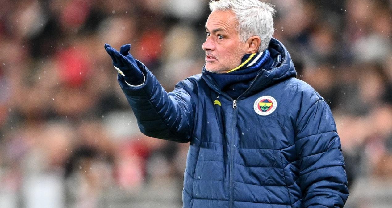 mourinho-kadikoyde-kaderimizi-sekillendirecegiz-QQKejTEd.jpg