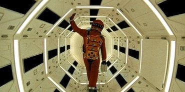pera-filmde-kubrick-ve-scotttan-bilimkurgu-klasiklerinin-buyuleyici-dunyasi-2qfcBwCN.jpg
