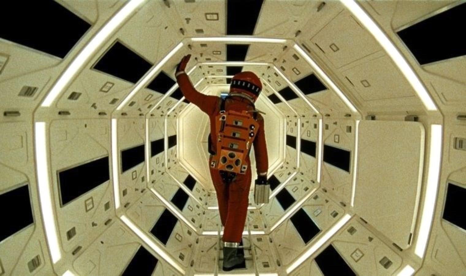 pera-filmde-kubrick-ve-scotttan-bilimkurgu-klasiklerinin-buyuleyici-dunyasi-2qfcBwCN.jpg