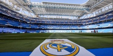 real-madrid-efsanelerinin-hatiralari-acik-artirmada-N4x248gz.jpg