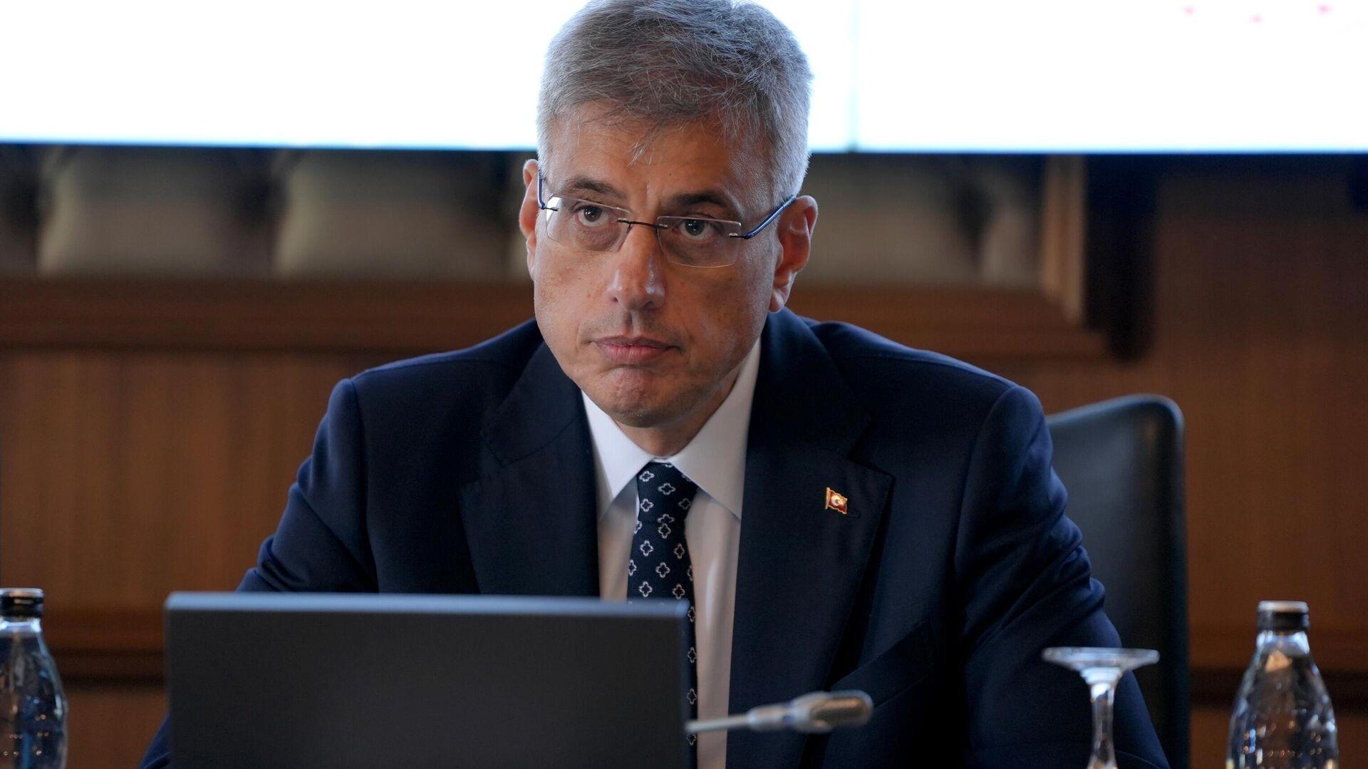 saglik-bakani-memisoglundan-algi-operasyonu-cikisi-hicbir-hekimin-parasini-kesmiyoruz-B1OMPruC.jpg