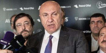 samsunspor-baskani-galatasaray-maci-icin-beklentilerini-acikladi-taraftarlar-heyecanla-tepki-gosterdi-YZuklB55.jpg