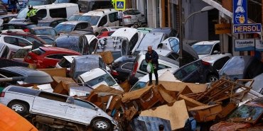 son-50-yilin-en-buyuk-sel-felaketi-158-kisi-hayatini-kaybetti-N1gLHPVG.jpg