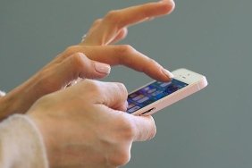 telefon-ekranina-dikkat-20-20-20-kuraliyla-goz-sagliginizi-koruyun-hD1wBI2N.jpg