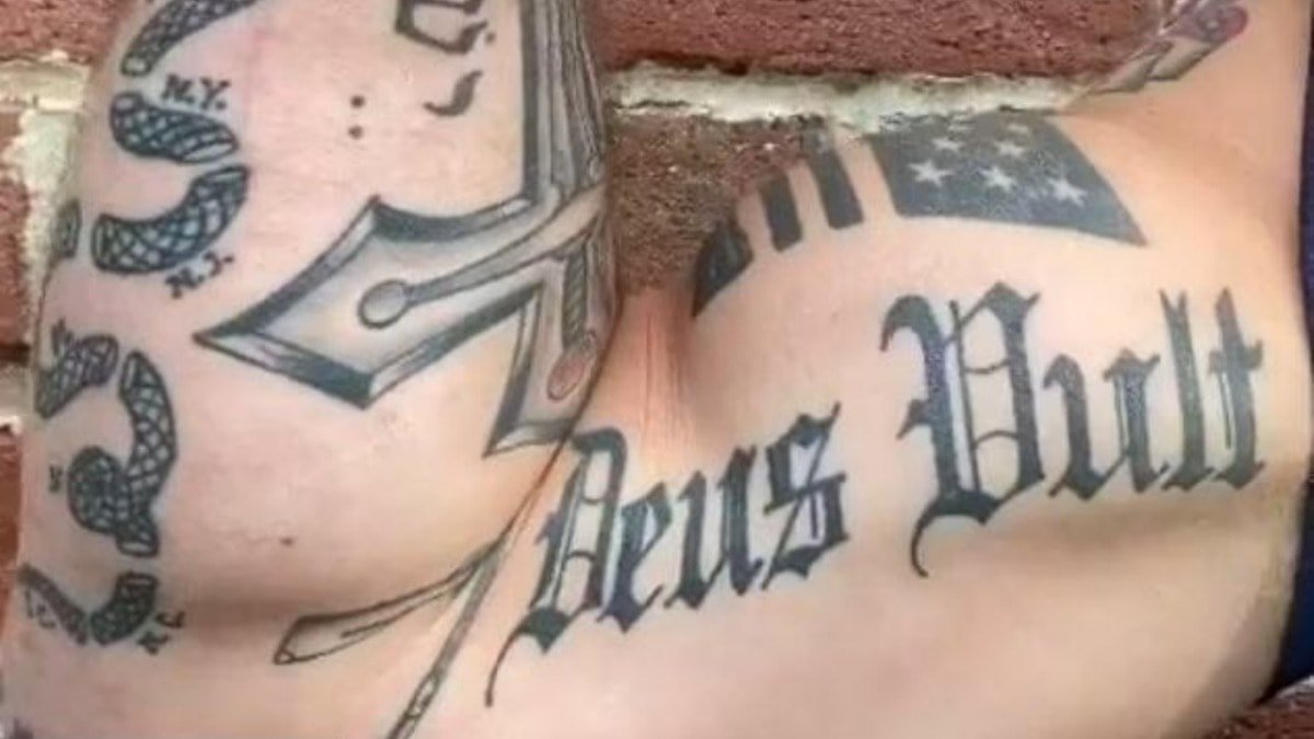 Trump'ın Savunma Bakanı: Haçlı Seferleri Tutkunu mu?