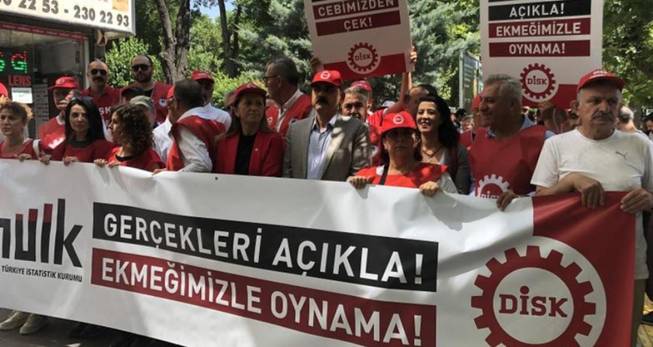 tuik-davasina-katilim-gosteren-yuz-binlerce-emekli-FD7psLKk.jpg