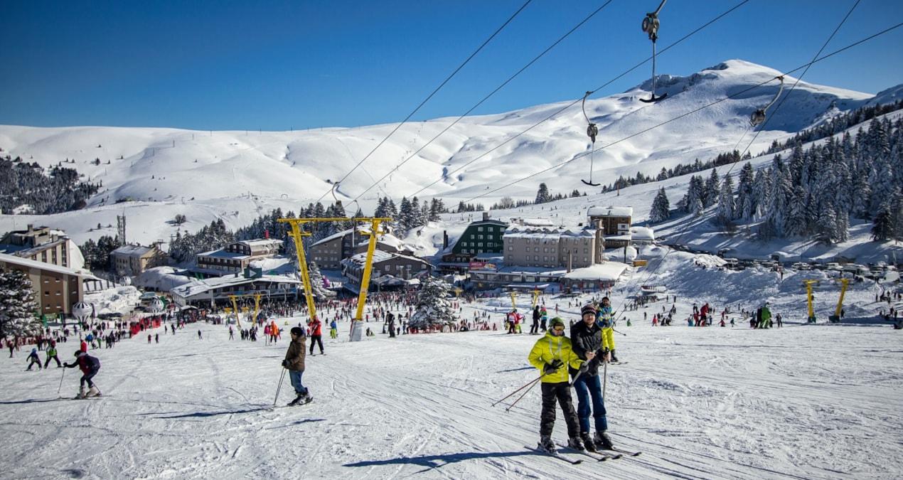 uludagda-3-gunluk-tatil-fiyatlari-sasirtiyor-kayak-dersi-icin-saatlik-ucret-3-bin-tl-GAZtKOQx.jpg