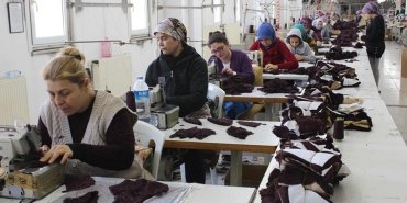 yabanci-etkisi-turk-iscisinin-cebindeki-asgari-ucretin-gelecegi-spnin-onerisiyle-degisiyor-3IKg42Vt.jpg