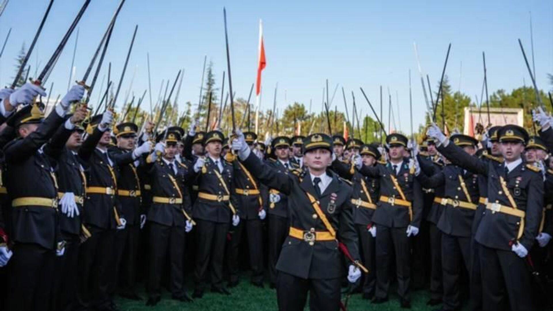 yeniden-refah-partisinden-tegmenler-aciklamasi-sirali-amirlerinin-de-hesaba-cekilmesi-lazim-CAiKlxwv.jpg