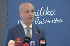yok-baskani-ozvar-350-bine-ulasti-diyerek-konustu-uluslararasi-ogrenci-kalitesinin-de-artmasi-gerekiyor-Kj4Bg4eU.jpg