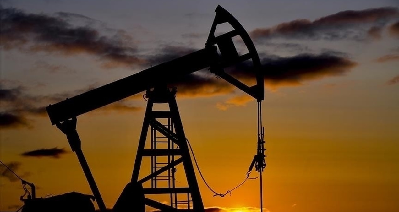 abd-2025-petrol-fiyati-tahminlerini-revize-etti-yeni-beklentiler-EkuecpGR.jpg
