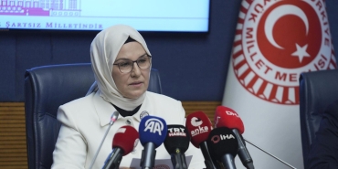 ak-partili-milletvekili-acikladi-sosyal-medya-kullaniminda-yas-sinirlamasini-gundemimizde-tutmaya-devam-edecegiz-pWI7Swls.jpg