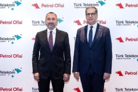 akaryakit-sektorunde-dijital-devrim-yenilikci-anlasmalar-ve-gelecek-vizyonu-IuWTB64v.jpg