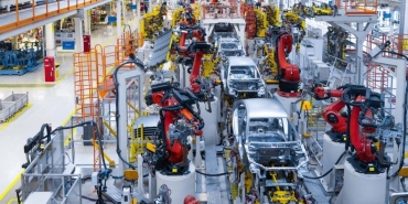 alman-otomotiv-devi-turkiyeden-cekildi-togg-ford-otosan-ve-tofasta-biraktigi-izler-Cf3wjKyF.jpg