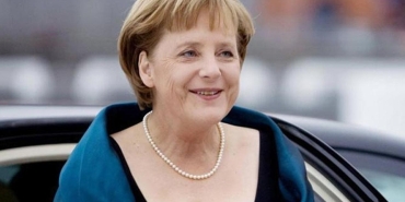 almanyanin-eski-basbakani-merkel-iki-turk-beni-derinden-mutlu-etti-mqbj7zGj.jpg