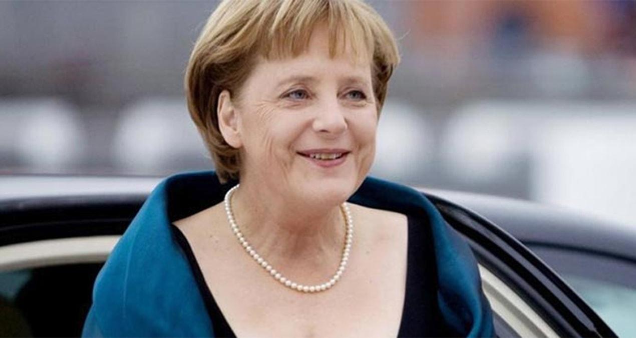 almanyanin-eski-basbakani-merkel-iki-turk-beni-derinden-mutlu-etti-mqbj7zGj.jpg