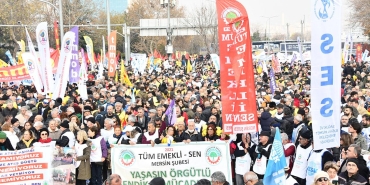 ankarada-onbinler-iktidara-seslendi-emekcilerin-ve-emeklilerin-haklarini-verin-MVPBgUfK.jpg