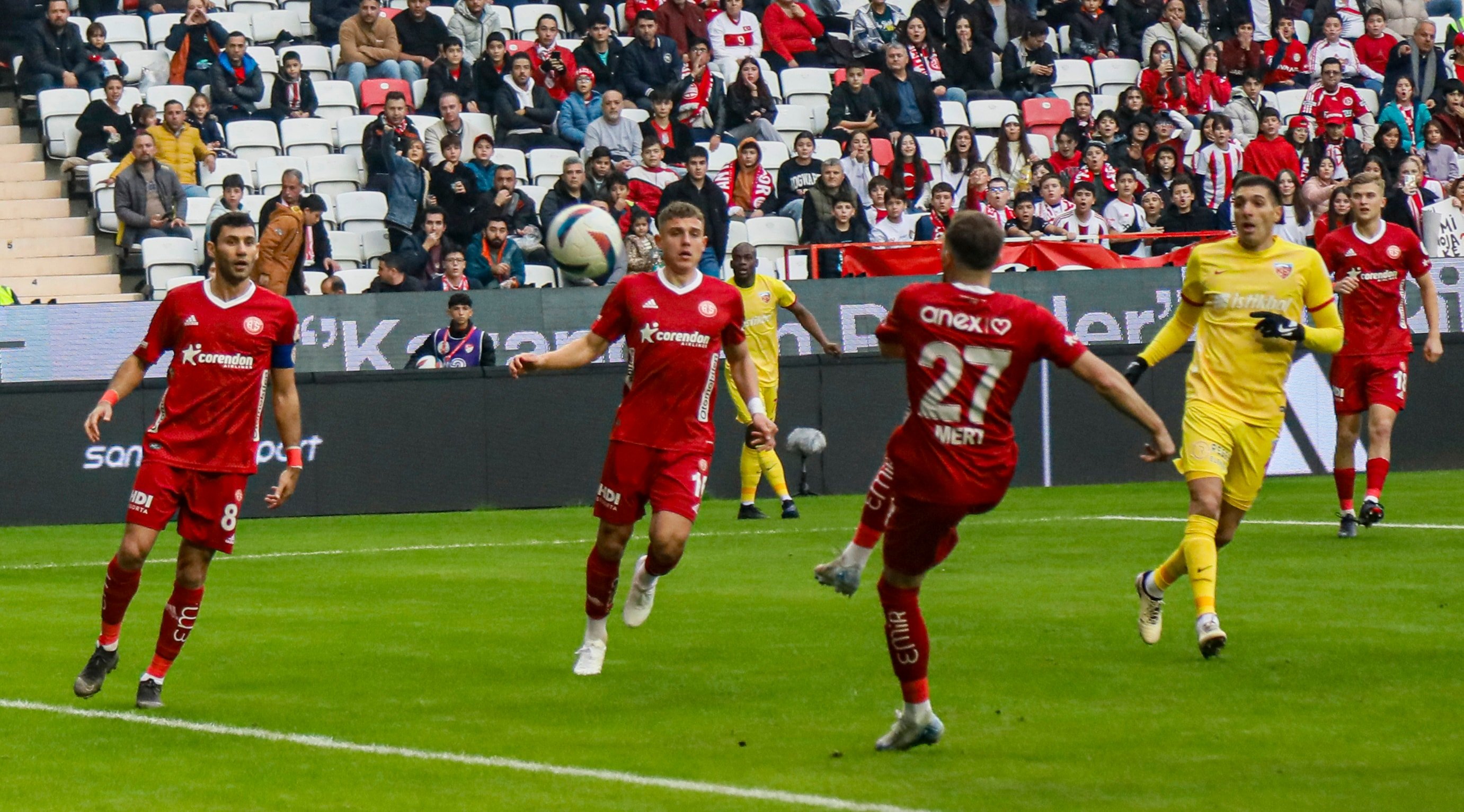 Süper Lig'de Antalyaspor, Kayserispor'u 2-0 Yendi