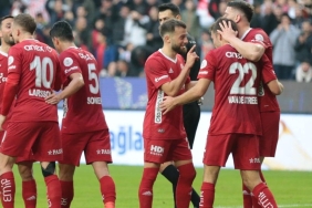 antalyasporun-basari-yuruyusu-devam-ediyor-VnVSDqXA.jpg