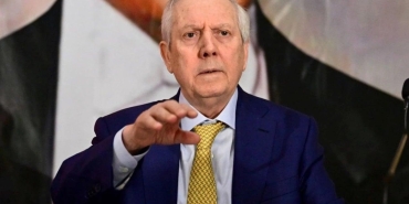 aziz-yildirimdan-uzucu-aciklama-sitem-ediyorum-L8EI2cy6.jpg