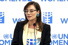bahar-dizisi-29bolum-reytinglerde-zirveye-cikti-demet-evgar-izleyicileri-sasirtti-TjFkex9u.jpg